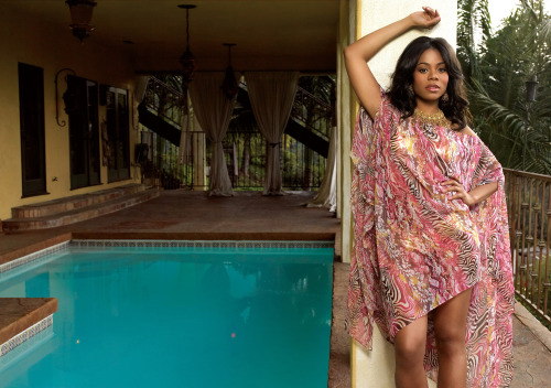 stagesandpages:  REGINA HALL APPRECIATION adult photos