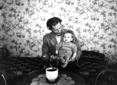 Roy Andersson and his son Sverre, 1950s, Sweden.