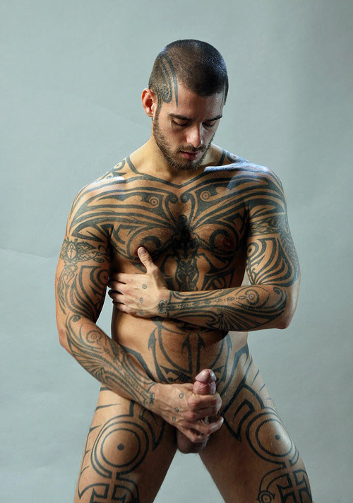 fleshbank:  I can’t believe I forgot to post this set of Logan! It was sitting in my drafts; I meant to use it to close down Logan’s jag. So….Here end’s Logan’s inky jag!!!