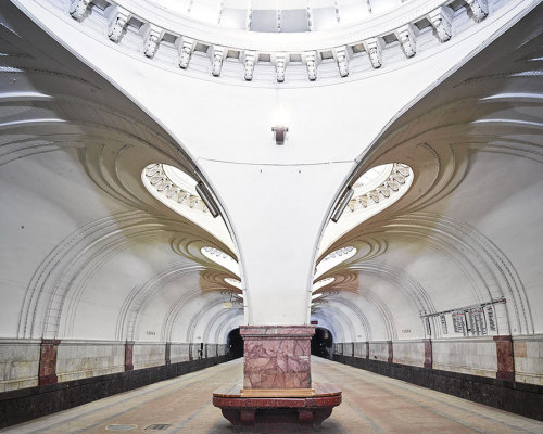 fancyadance: Komsomolskaya Metro Station, Moscow Kiyevsskaya Station, Moscow Avoto Metro Station, St