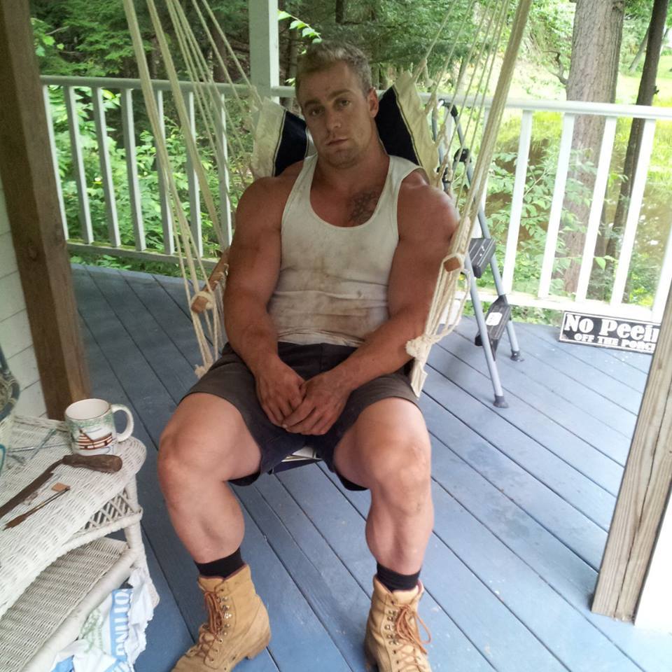boots-socks-feet:  sniffingsocks:  FUCK HOW MUCH I’D LIKE TO SNIFF THOSE BOOTS