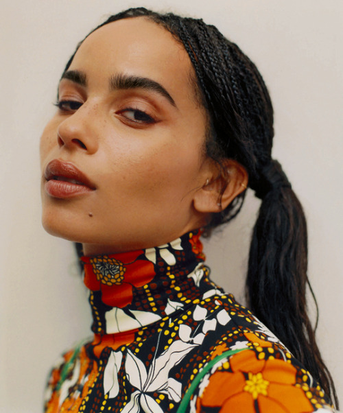 flawlessbeautyqueens:Zoë Kravitz photographed by Alexander Saladrigas