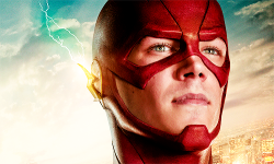 tylerposey: The Flash will premiere it’s 2nd season on October 6, 2015.