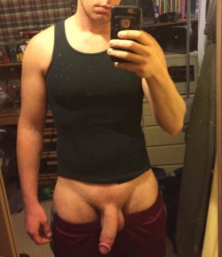 hot-cock-lovers:   ♂    GUY Cams - Free