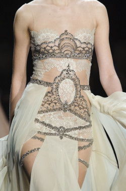 fearmystyle:Reem Acra FW16