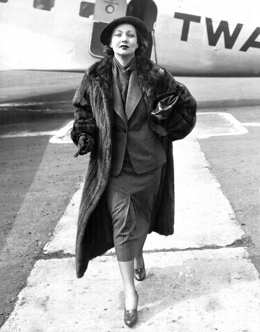 jeanjeanie61:  Ann Sothern Clocks Up The Air Miles http://david-paris.blogspot.co.uk