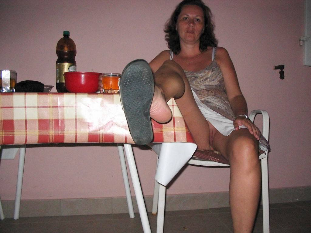 letusseeyourpanties:  Let Us See Your Panties