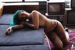 beautifulgirlsmakemesuicidal:  Vxmpire Suicide 