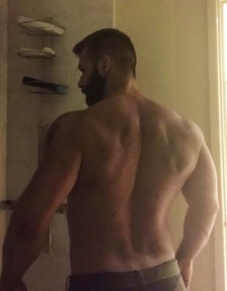 musclefucks:Growin’ that beef