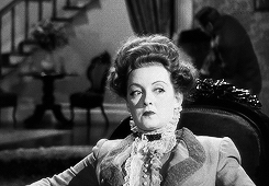 barbarastanwyck:Bette Davis as Regina Giddens in The Little Foxes, 1941