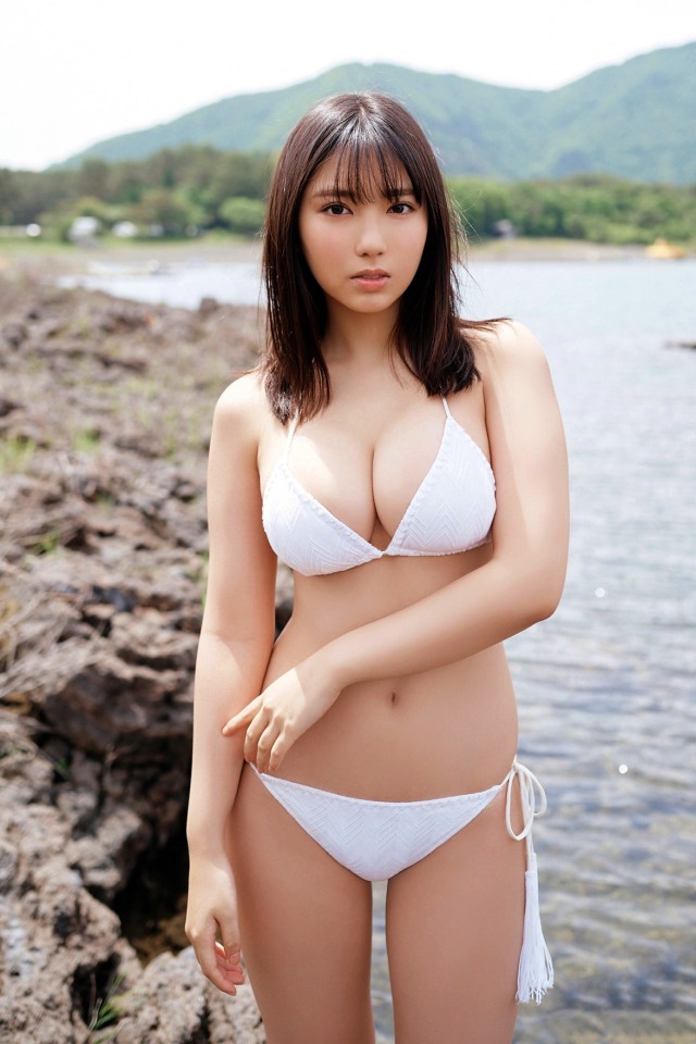 沢口愛華、新たなスタートを切ったグラビアクイーンの新境地❤️3