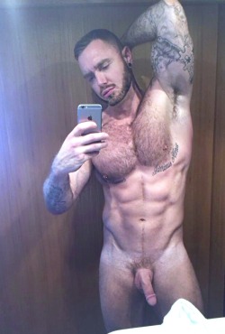 scofflawscallawag2:  Hot, but I wish he wouldn’t trim his body fur