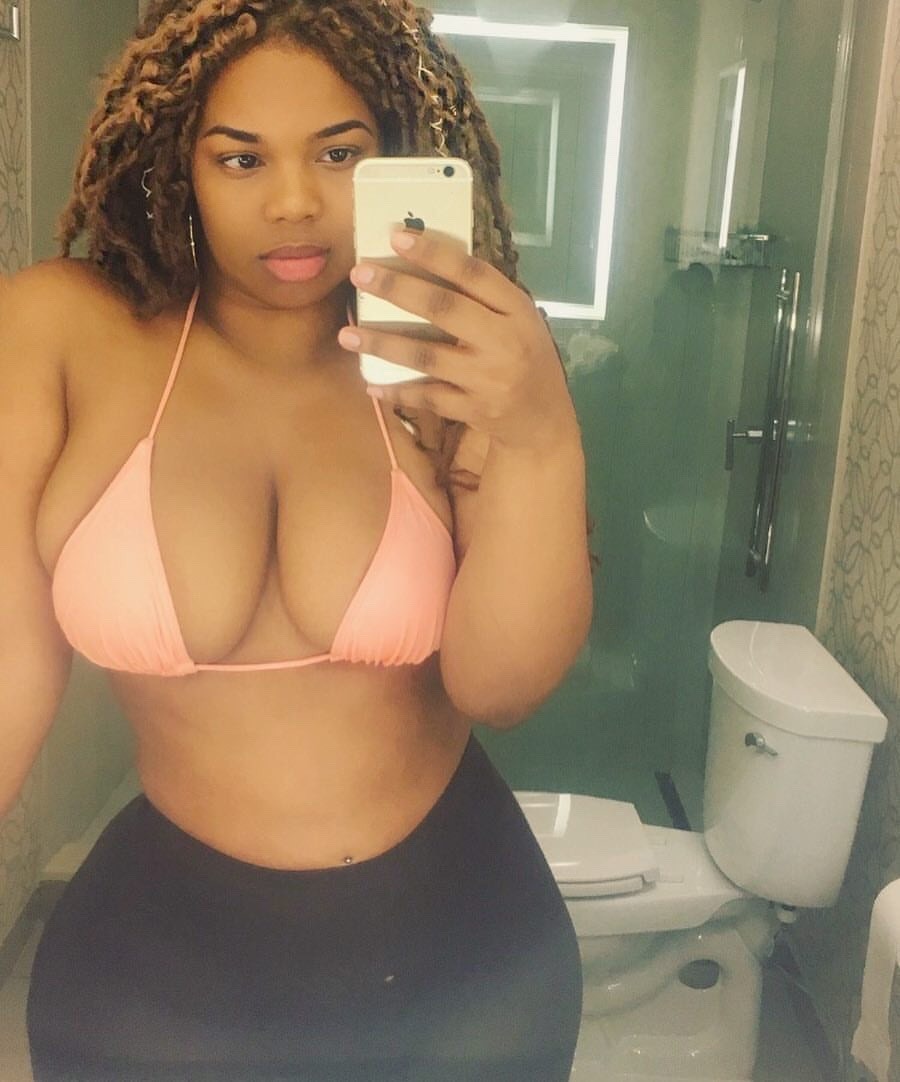 seenude:  Bomb ass 😍👅💕💕 Beauty