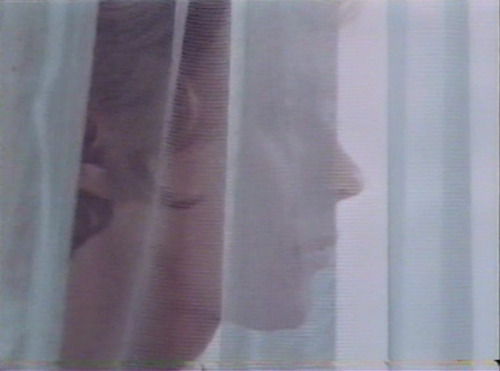 ozu-teapot:The Touch (Beröringen) - Ingmar Bergman - 1971Bibi Andersson