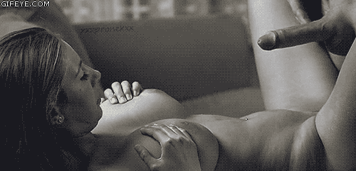squirtpornlovers:  Horny girls beg for dick pics here 