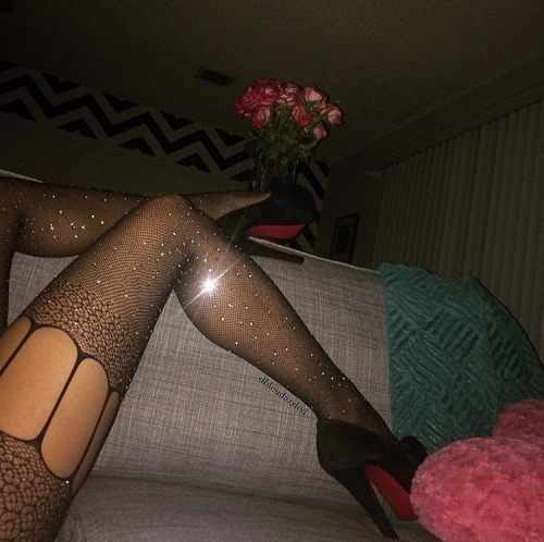 citrine8:  tranquill-fleur:  moniatomic:  laepicure:  The thigh highs and tights! Me this winter @sant4na  I want this shit who makes it   @moniatomic @dbleudazzled  Does anyone actually own this shit? I’ve been meaning to buy it ages ago but idk if