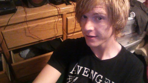 thattranswomankatie:I believe I’m starting to look more feminine. I legitimately feel cute rig