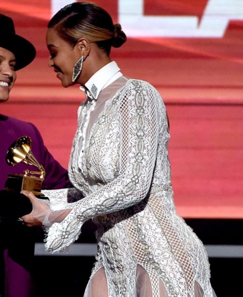 celeb-nude: Beyonce American singer #celebrity nude #nude celeb Hmmm