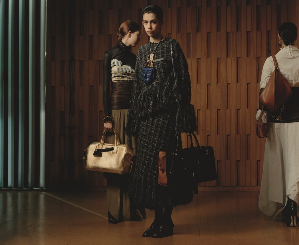rivegauche:  fonziedidit:  Loewe AW16 lookbook  THIS is what power looks like