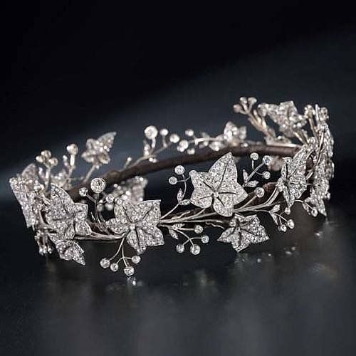 treasures-and-beauty:  A fine 19th century diamond tiara, by Garrard &amp; Co.,