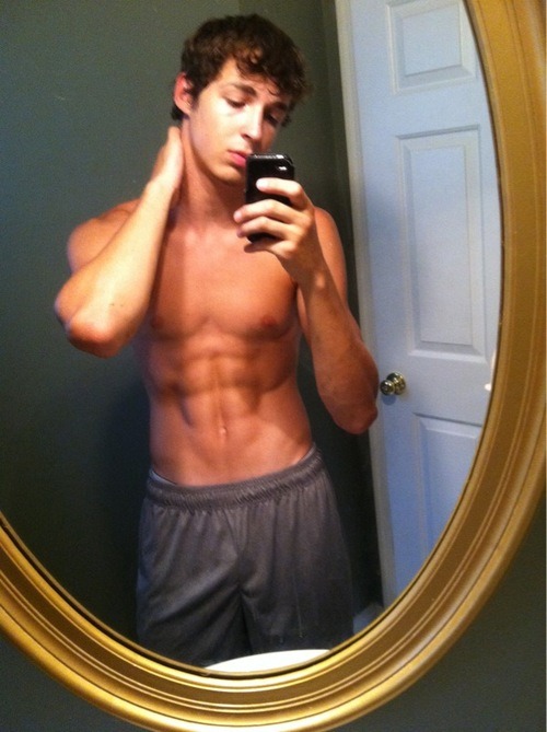 jackdhallow:  JACKDHALLOW//FOLLOW//ASK//SUBMIT