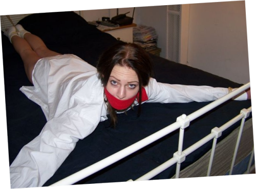 Porn photo girlsbedtied:  Tied face down on the bed