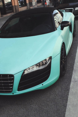 wearevanity:  Mint V10 Spyder © 