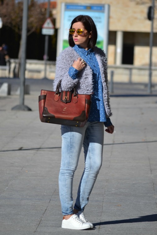 blackfivefashion ‪#‎lookbook‬ @Carmen IglesiasFuzzy Long-sleeves Wool-blend Coat