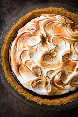 do-not-touch-my-food:  S’mores Pie