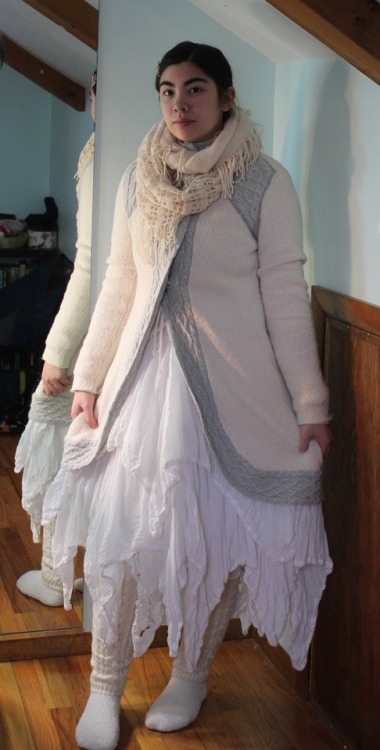 jaydeeclipse: Mori colors with a strega dress. ^_^ Dress - Groovy Blueberry  Underskirt - Scolar Swe