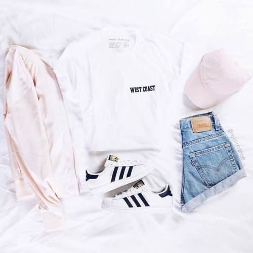 ❥ 4U // Shop the Look