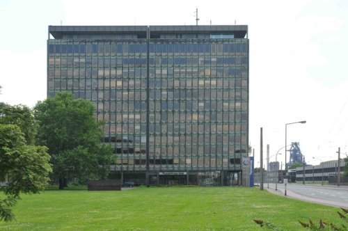 architectureofdoom:  ThyssenKrupp office, Duisburg, Gerhard Weber, 1958-63. Thanks to pureflatness for the suggestion. View this on the map 