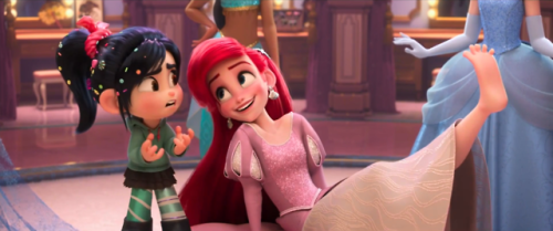 More scenes of the Disney Princesses from Ralph Breaks the Internet.https://www.youtube.com/watch?v=