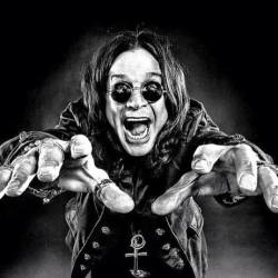 ognialbahaisuoidubbi:  Ozzy Osbourne 