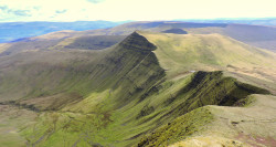 blazepress:  The Welsh mountains. Perfect.