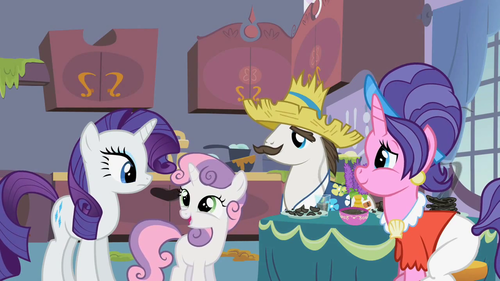 mushroomcookiebear:  broken-pen:   Precious horse.    applejack in the last picture,tho