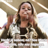 ela sendo mar