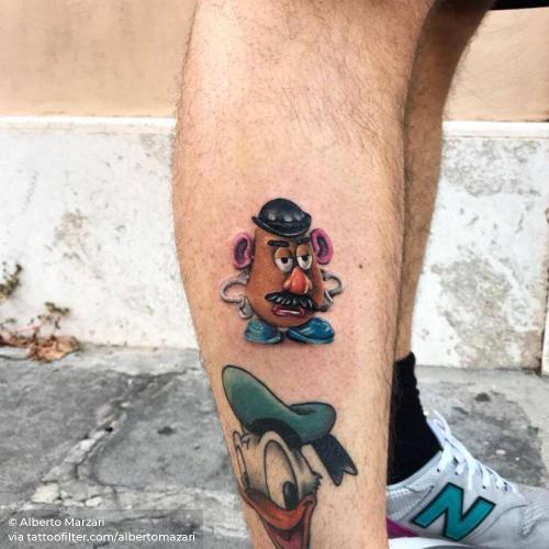 By Alberto Marzari, done in Rome. http://ttoo.co/p/35756 albertomazari;calf;facebook;film and book;food;game;mr potato head;nature;patriotic;pixar;potato;realistic;small;toy story;toy;twitter;united states of america;vegetable