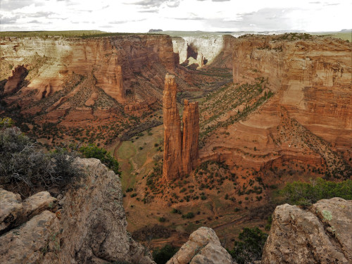 wanderthewood:  Canyon de Chelly National Monument, Arizona by john_perdzock 