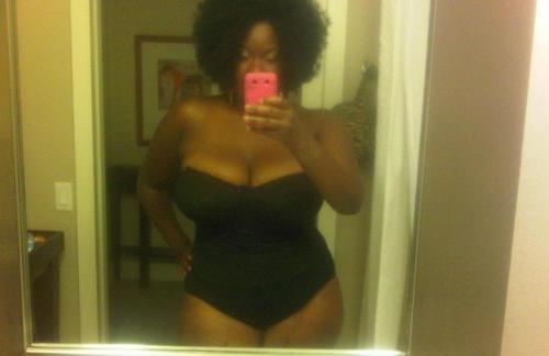 Thick Black Women Selfies