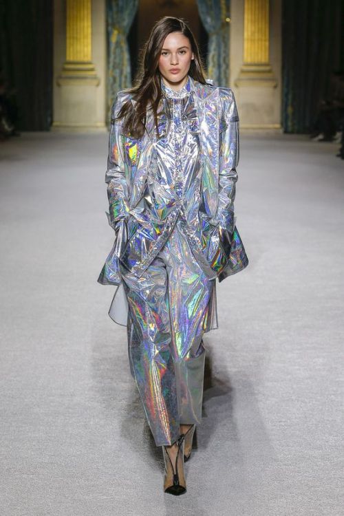 flowersandfutures:Balmain’s latest collection is super-futuristic, and strikes me as very solarpunk/