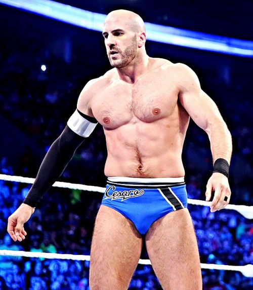 rogue-vii:WWE Body💪 - Cesaro 8/13/15