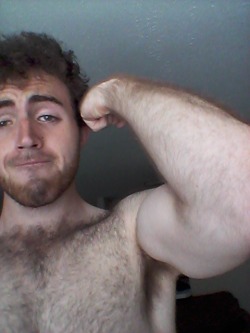 babylonian-prince:  Exercising my 2nd amendment right to 🐻💪