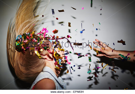 quillsareoverrated:  yuetchi: oh all right tumblr now you’re jsut being obnoxious  SORRY WHAT WAS THAT I CAN’T HEAR YOU OVER ALL THIS CONFETTI 