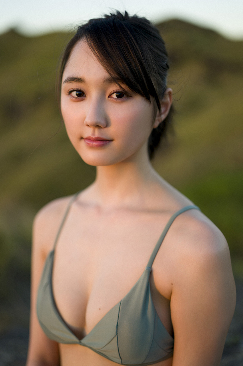 Pretty Asian Women™
