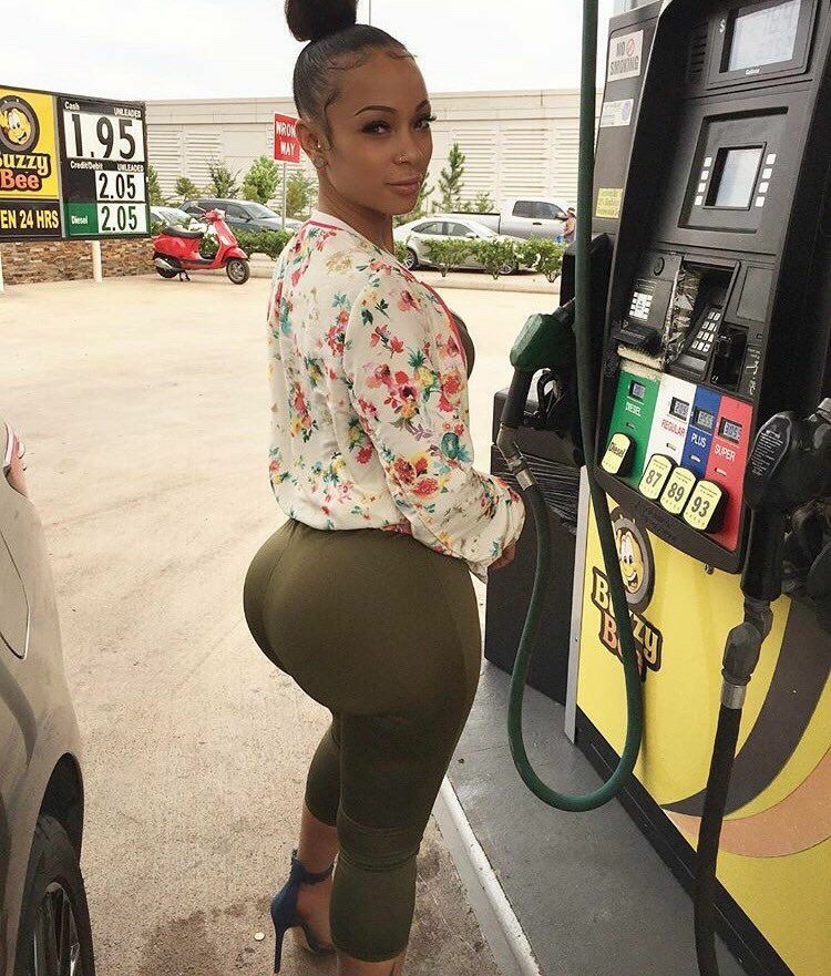 bigpapij9:Redbone Beauties…