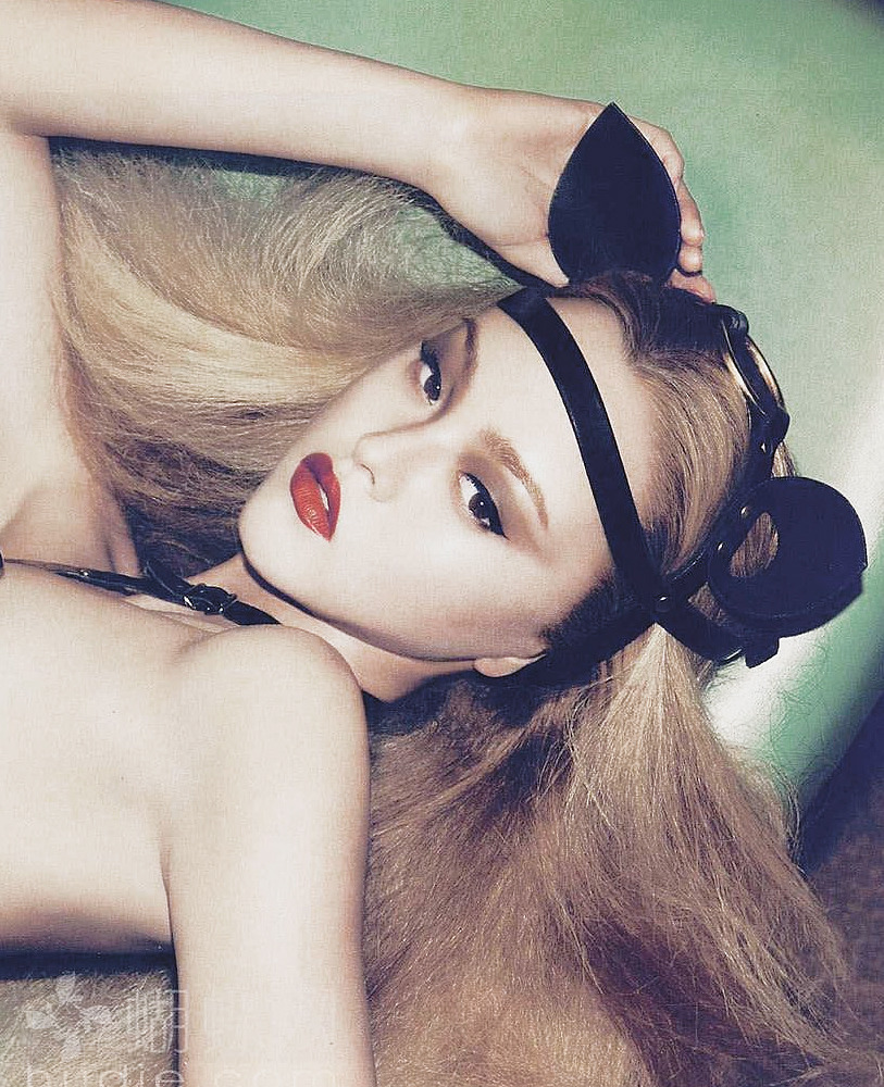 telojuropordior:  devon aoki in &ldquo;in a bown moool&rdquo;, vogue nippon