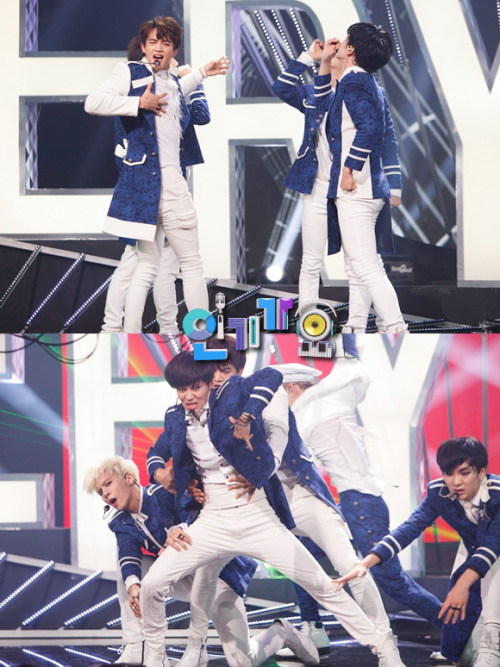 forevershiningshinee:[Official] SBS Inkigayo Official Photos - SHINee ‘Everybody’ Stage 131021 (8P)C