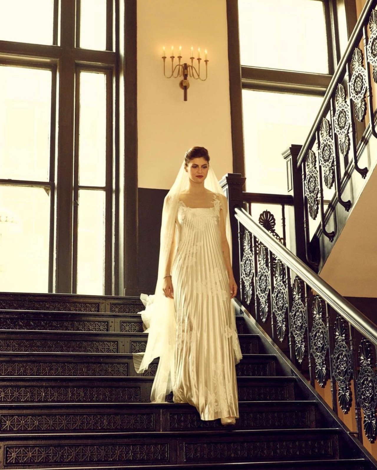 alexandra daddario wedding dress