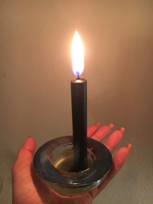 sea-lestial-dream-witch: Black candle to dispel negativity ✨Like - to strengthen its flame  ✨Reblog 